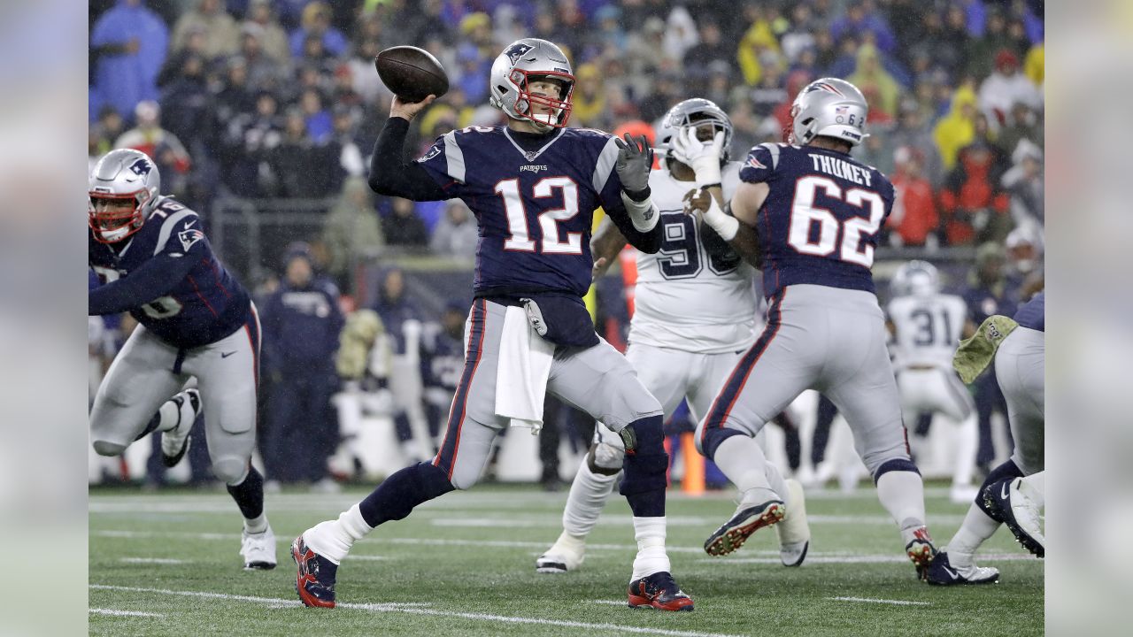 BSJ Live Coverage: Patriots (1-2) at Dallas Cowboys (2-1), 4:25 p.m. - New  England looks for road upset