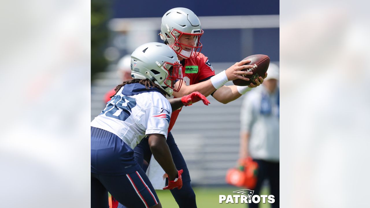 What the Patriots' OTAs mishap means for Mac Jones and the offense