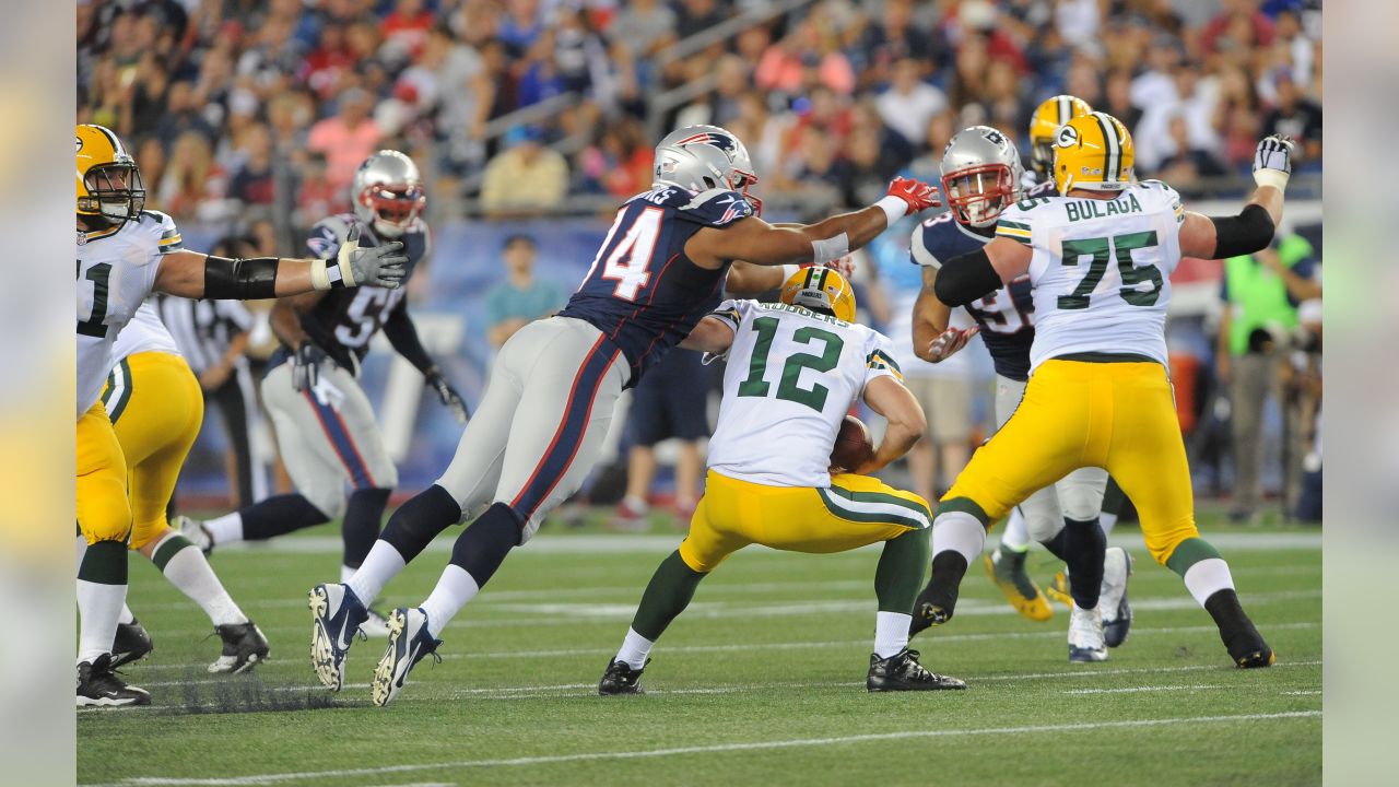 Tom Brady makes brief show in Patriots' 22-11 loss to Packers