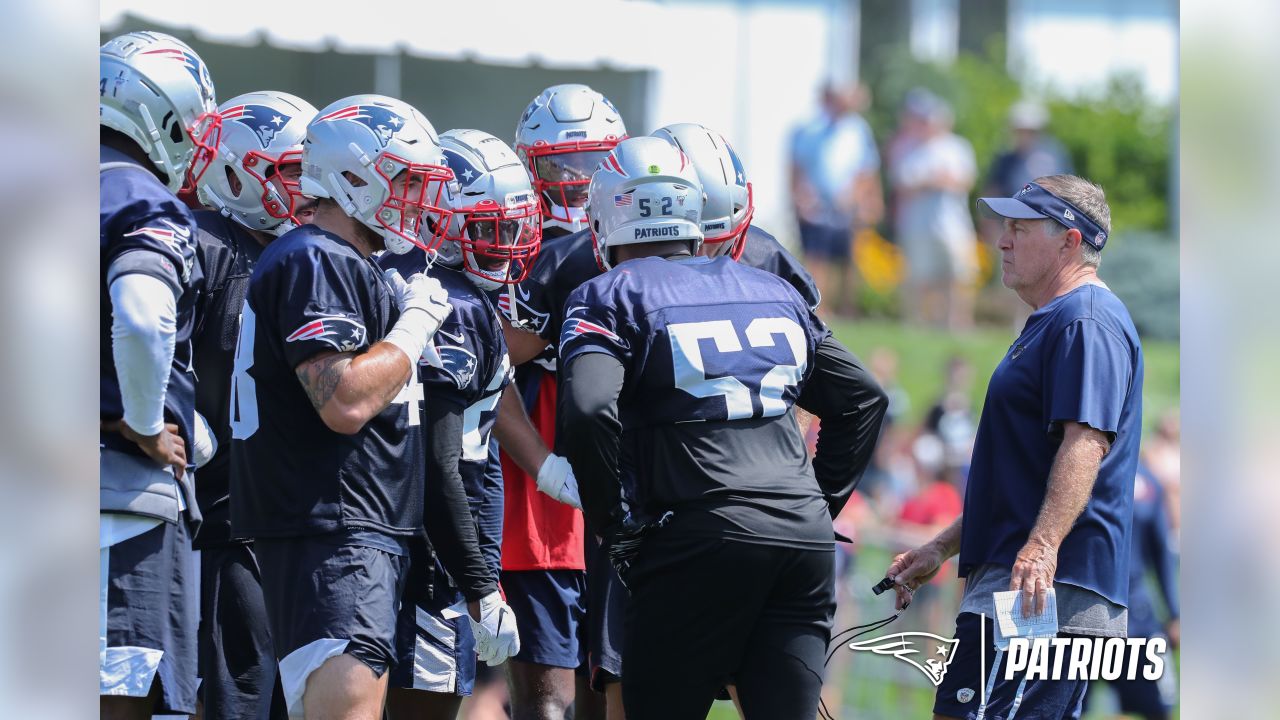 Tom Brady experimenting with new helmet during Patriots practice - Pats  Pulpit