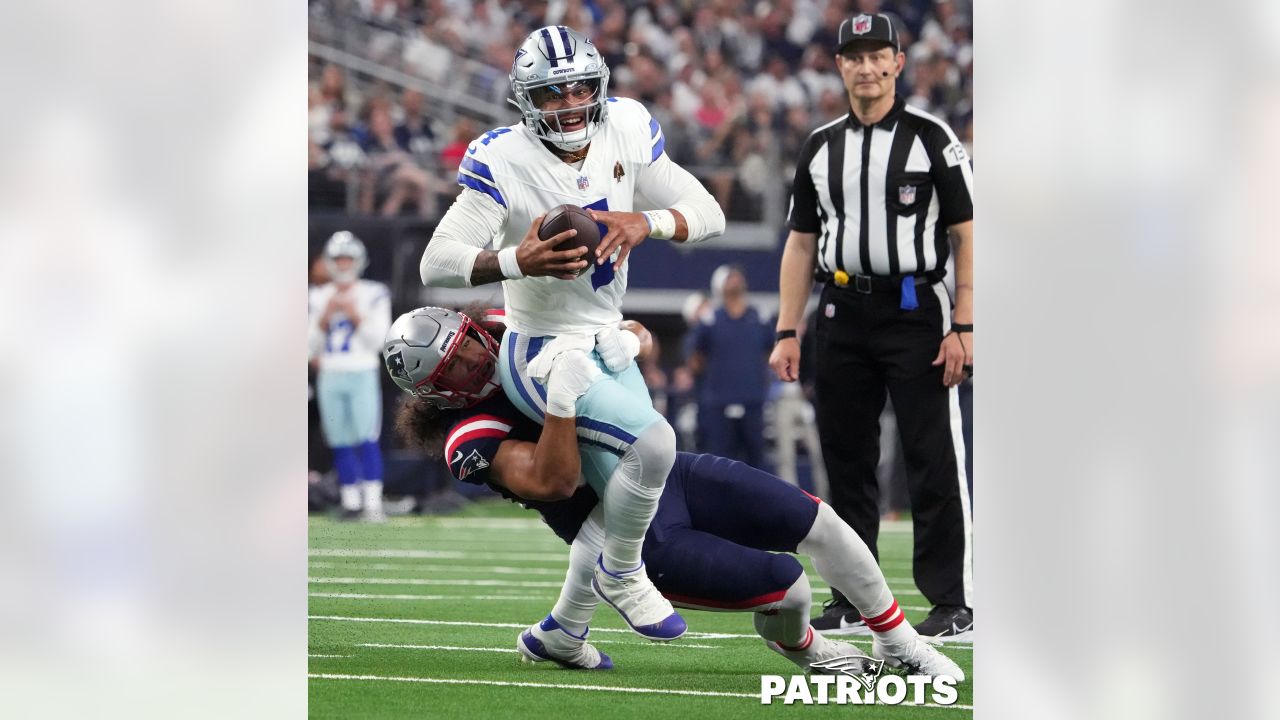 FOX Sports: NFL on X: On the Cowboys' first offensive drive in the 2nd  half, they had 10 runs and 0 passes. The drive ended when Zeke was stopped  on 4th and