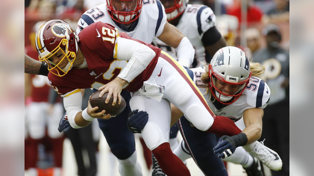 December 22, 2019: Washington Redskins RB (25) Chris Thompson carries the  ball during a NFL football game between the Washington Redskins and the New  York Giants at FedEx Field in Landover, MD.