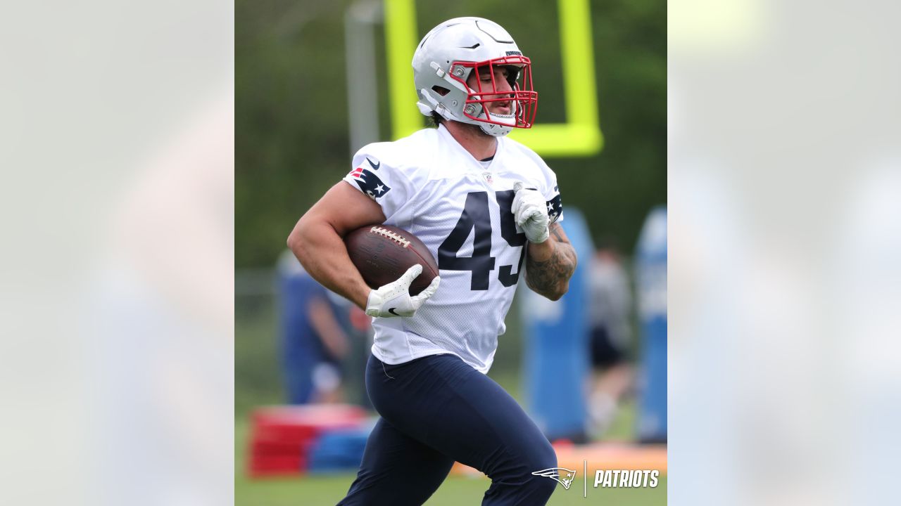 Patriots reveal jersey numbers for veterans, rookies ahead of OTAs