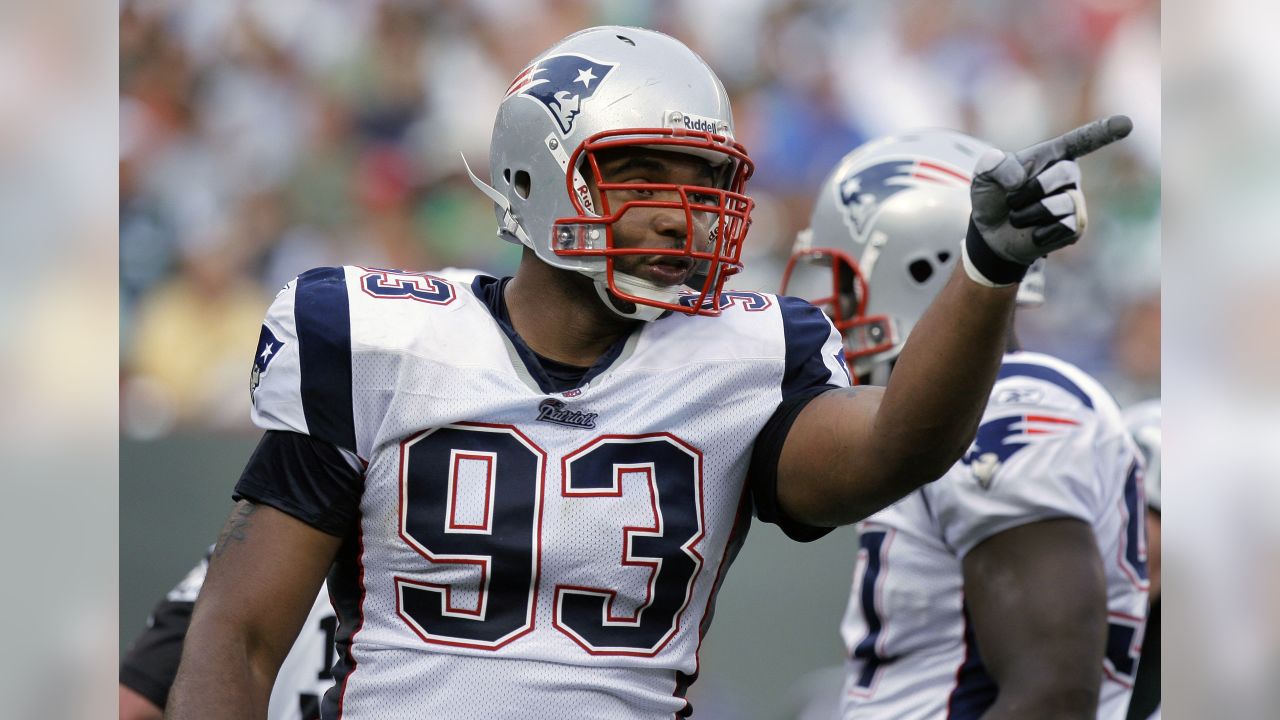 New England Patriots Richard Seymour, left, shows his Super Bowl