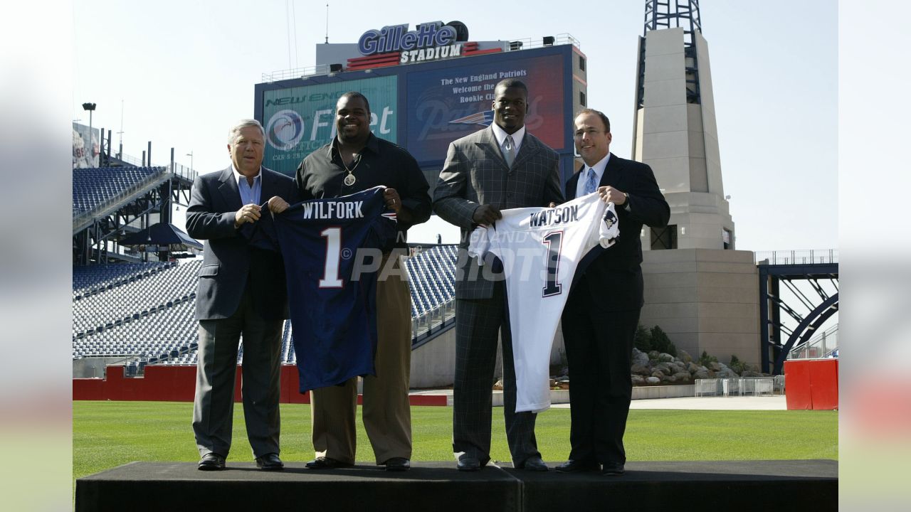 New England Patriots welcome Vince Wilfork and Ty Warren 