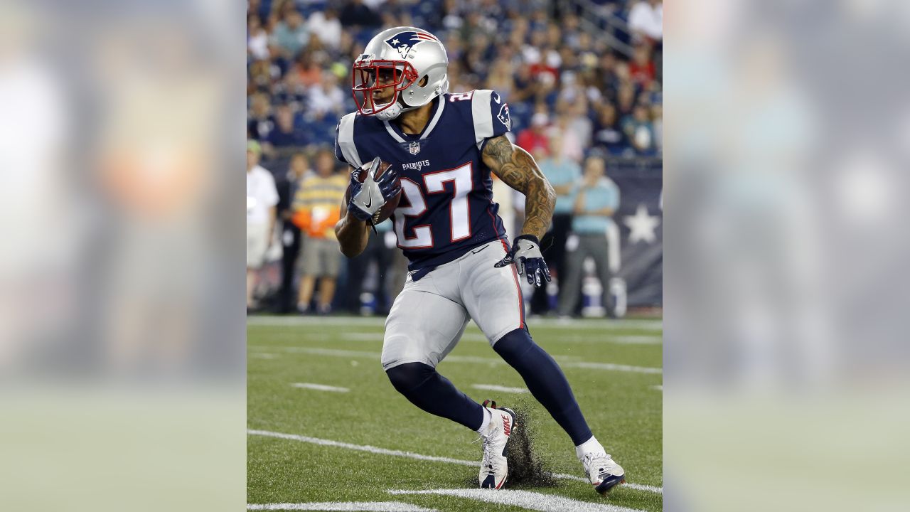 Jacksonville Jaguars running back Leonard Fournettte (27) celebrates 4-yard  touchdown run against the New England Patriots in the second quarter of the  AFC Championship game at Gillette Stadium in Foxborough, Massachusetts on