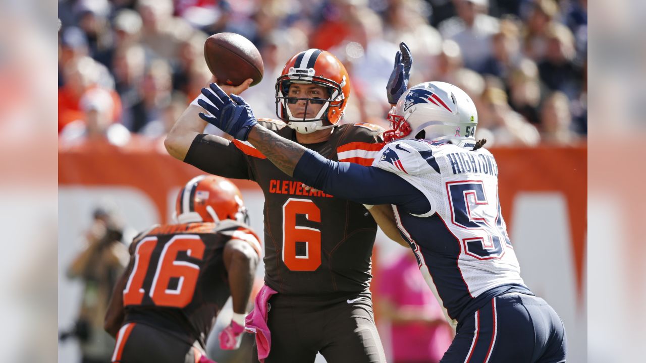 Undefeated New England Patriots rain on Cleveland Browns parade with final  score of 27-13