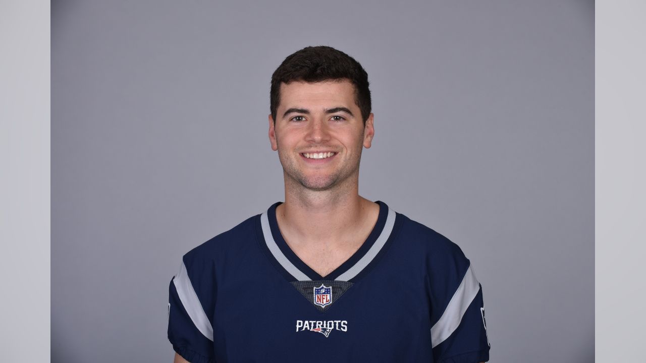 Jarrett Stidham picking up New England Patriots offense so quickly is 'what  struck me,' Rex Burkhead says 