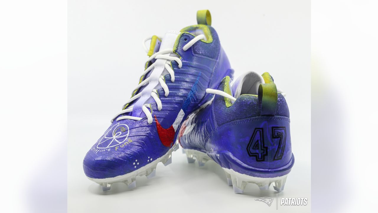 Horseheads artist Chris Bell's NFL designed cleats heading to Pro Football  Hall of Fame