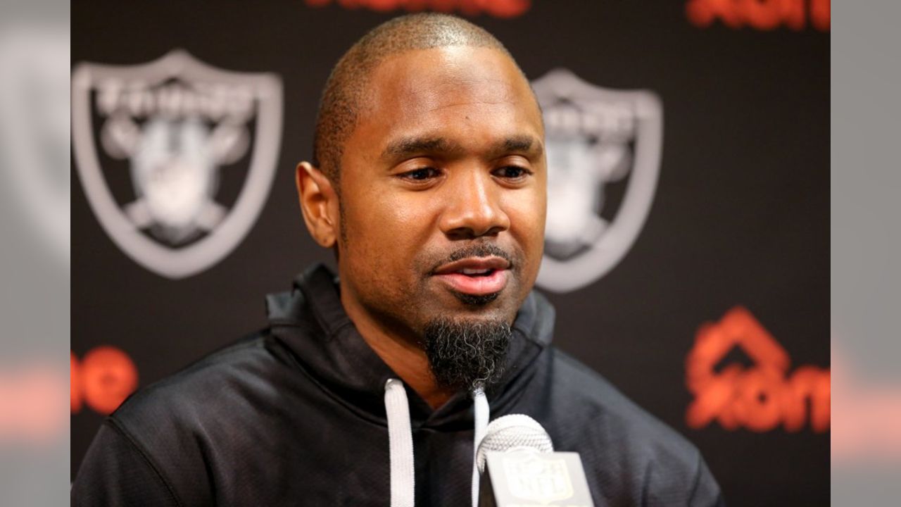 Charles Woodson announces his retirement from NFL - Acme Packing Company