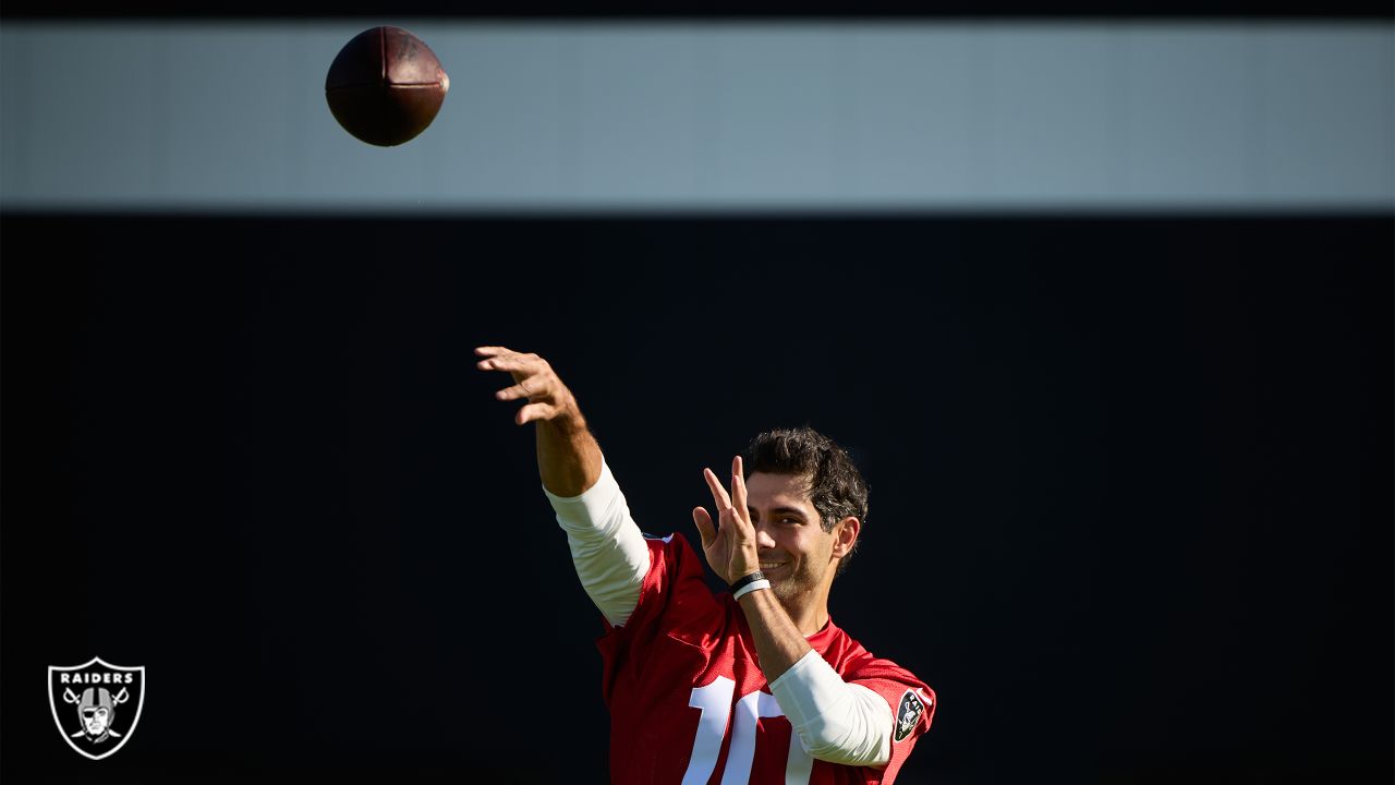 Raiders Mailbag: Why isn't Jimmy Garoppolo targeting middle of