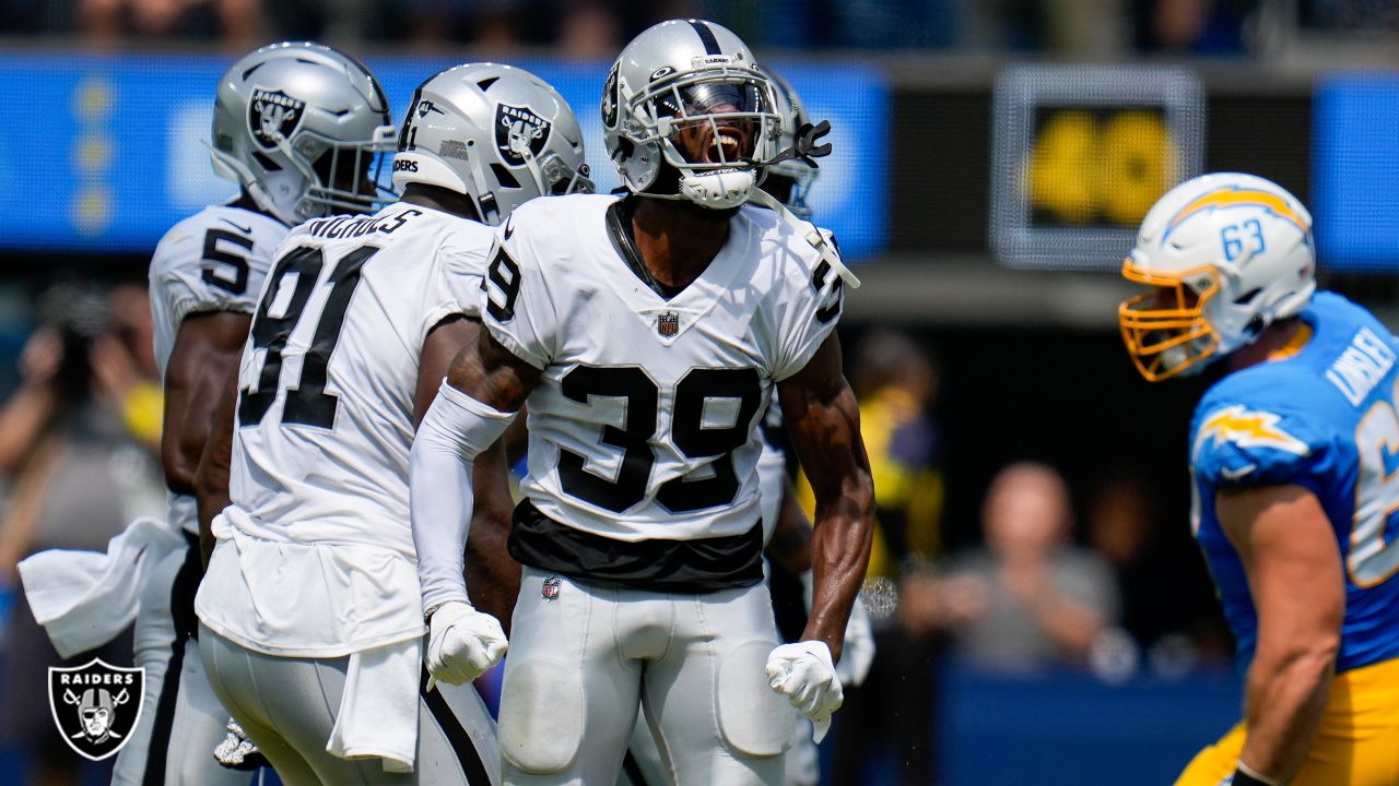 NFL: Raiders vencen 27-20 a Chargers gracias a la dupla Derek Carr -  Davante Adams