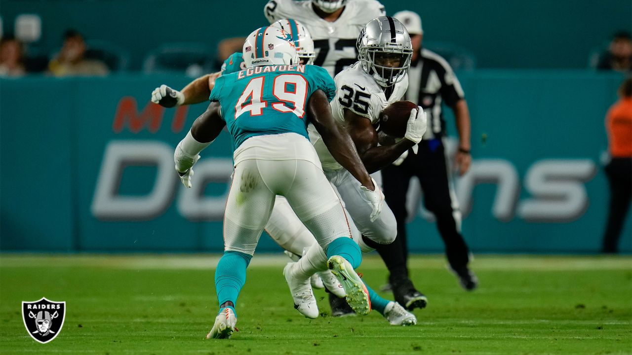 Raiders beat Dolphins 15-13 to remain unbeaten in preseason