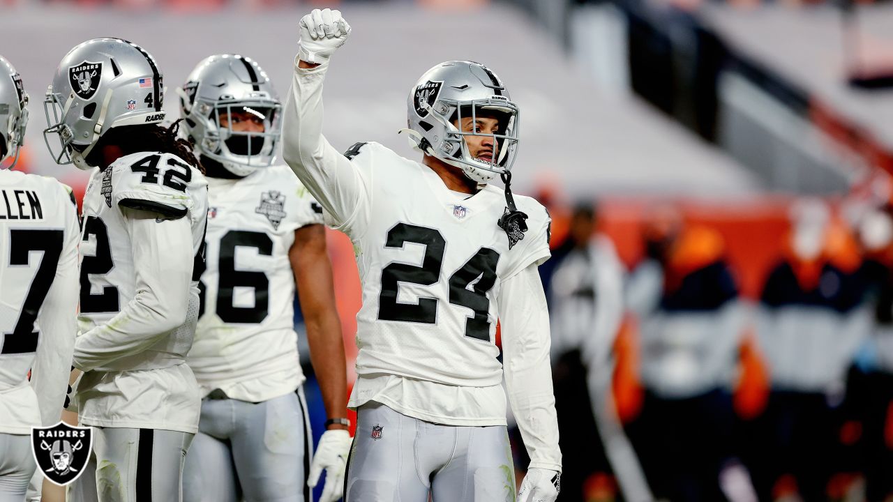 Daniel Carlson breaks Sebastian Janikowski's single-season scoring record