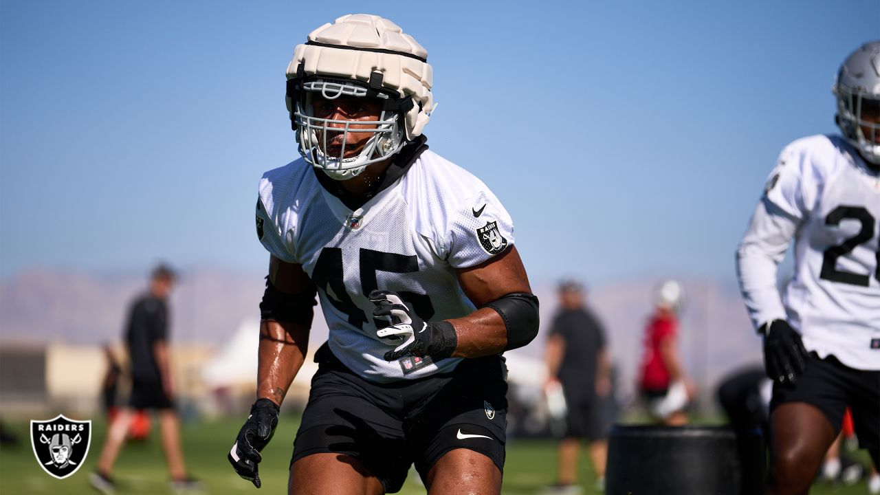 Mack Hollins making quite the impression on the Raiders' locker room