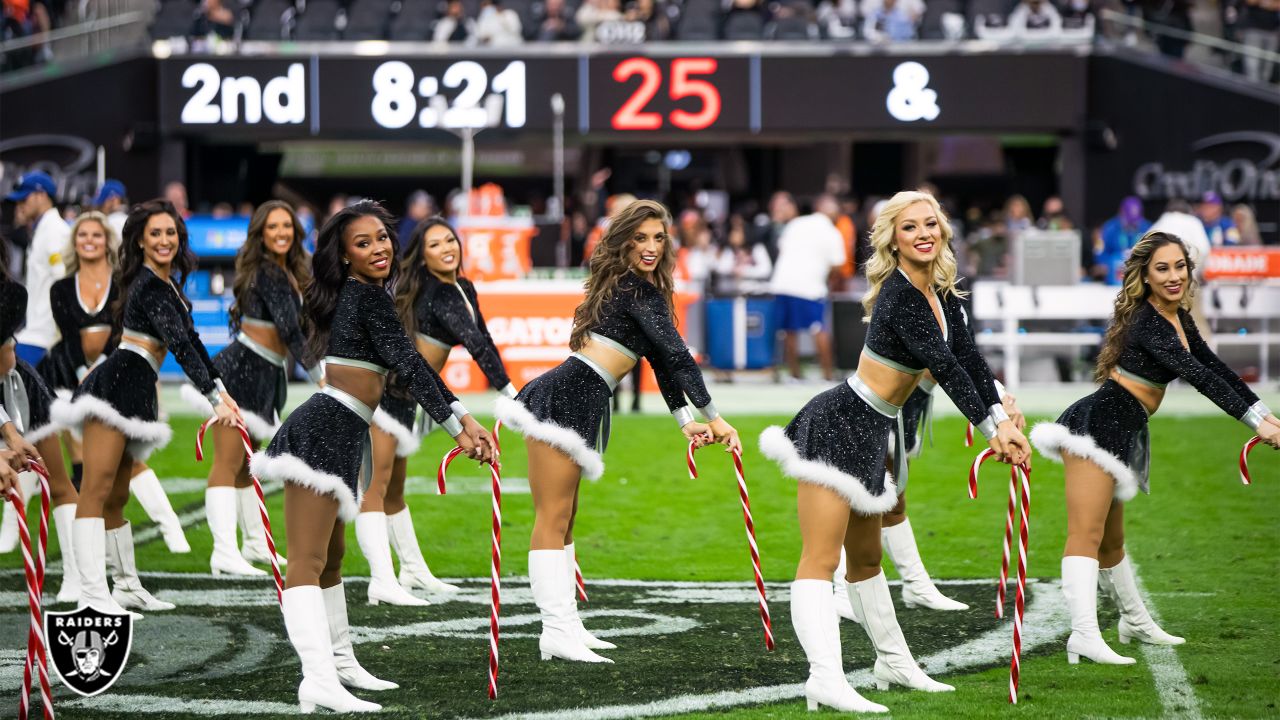 Sights of the Game: Raiderettes vs. Broncos