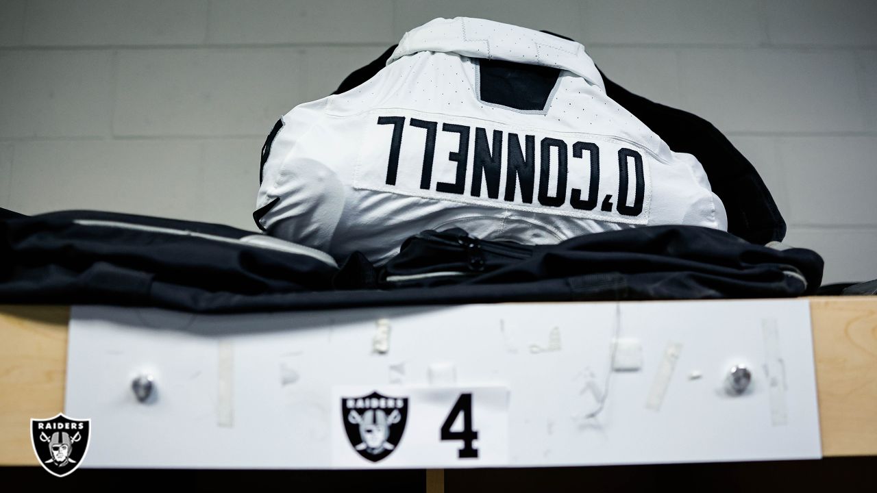 Pregame photos: Broncos arrive and prepare for preseason Week 2 game vs.  49ers