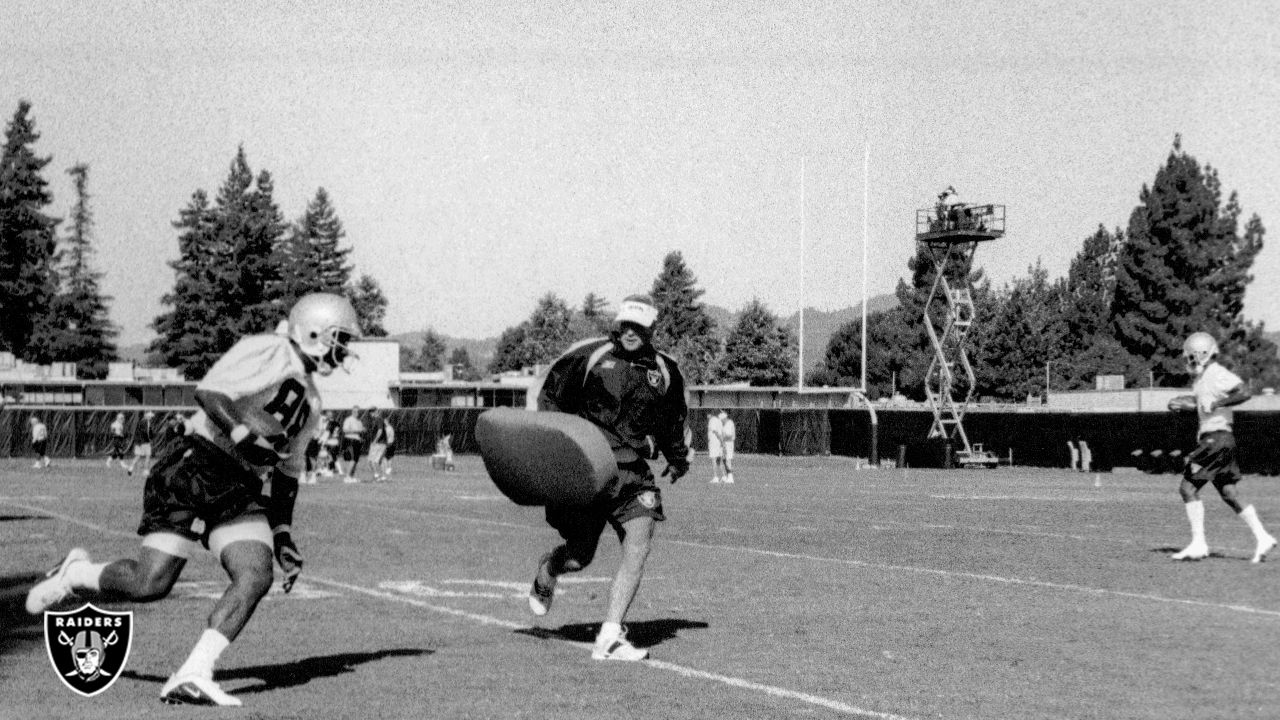 Just grin, baby: Classic Raiders training camp photos, 1960-2015