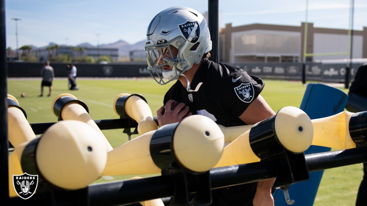 December 6, 2020, Las Vegas Raiders punter A.J. Cole (6) in action during  the NFL game between the Las Vegas Raiders and the New York Jets at MetLife  Stadium in East Rutherford