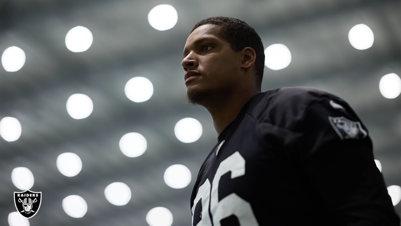 Las Vegas Raiders quarterback Chase Garbers (15) passes during NFL football  training camp Saturday, July 30, 2022, in Henderson, Nev. (AP Photo/Steve  Marcus Stock Photo - Alamy