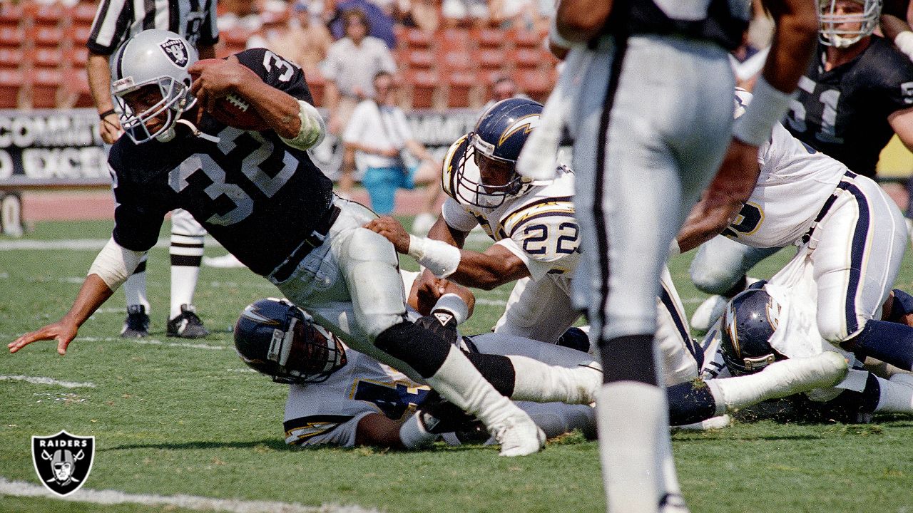 Los Angeles Chargers wide receiver Keenan Allen runs against the Carolina  Panthers during an NFL football game Sunday, Sept. 27, 2020, in Inglewood,  Calif. (AP Photo/Alex Gallardo Stock Photo - Alamy