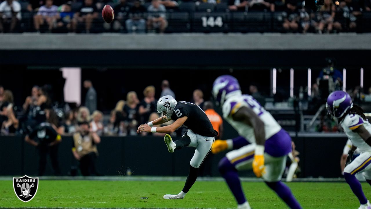 Raiders beat Vikings at Allegiant Stadium to win second straight preseason  game - Las Vegas Sun News