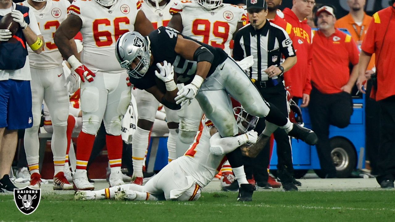 \ud83c\udfc8Las Vegas Raiders vs Kansas City Chiefs Week 14 NFL 2021-2022 ...