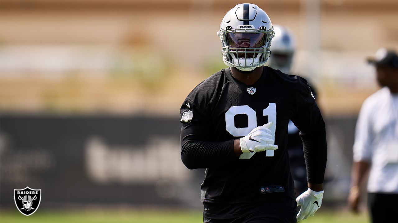 Maxx Crosby gave insight into his first workouts with Chandler Jones -  Sports Illustrated Las Vegas Raiders News, Analysis and More