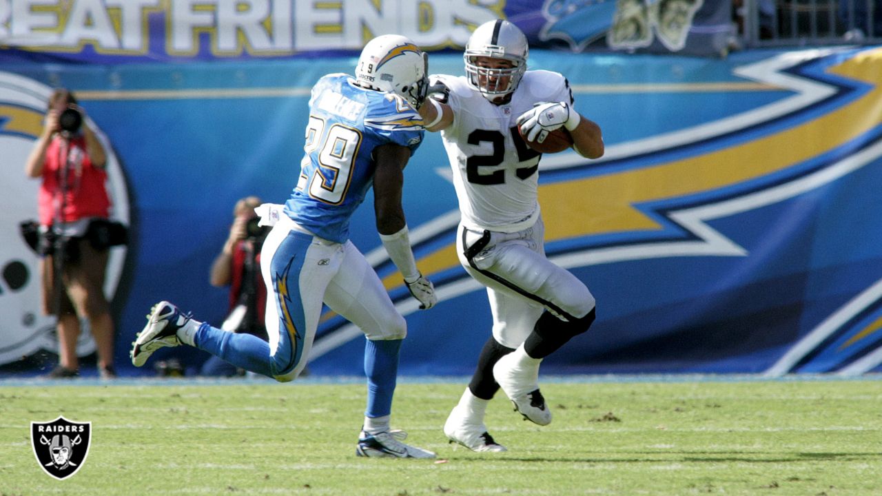 WSS - Meet @raiders players Darren McFadden and Denzel Perryman at