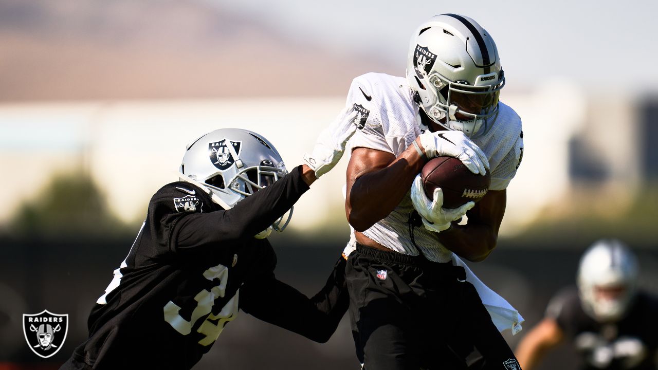 Nike Raiders 12 Zay Jones White 2020 Inaugural Season Vapor