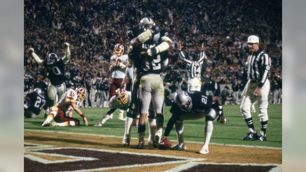 Superbowl XVIII: Los Angeles Raiders trounce Washington Redskins - Sports  Illustrated Vault