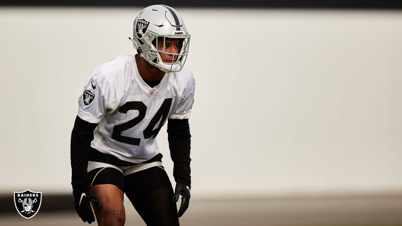 Ex-Raider Johnathan Abram reunites with old friends in Green Bay