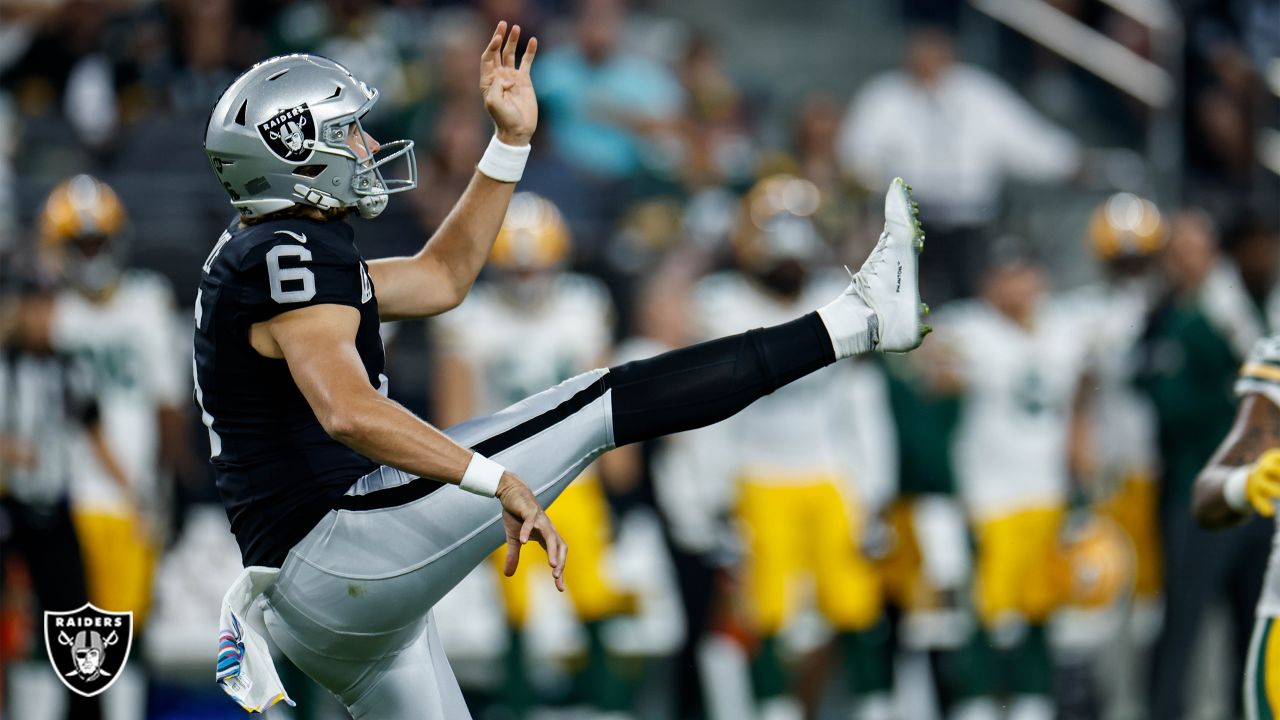 Carlson's field goal gives Raiders 31-28 OT win over Miami – KGET 17