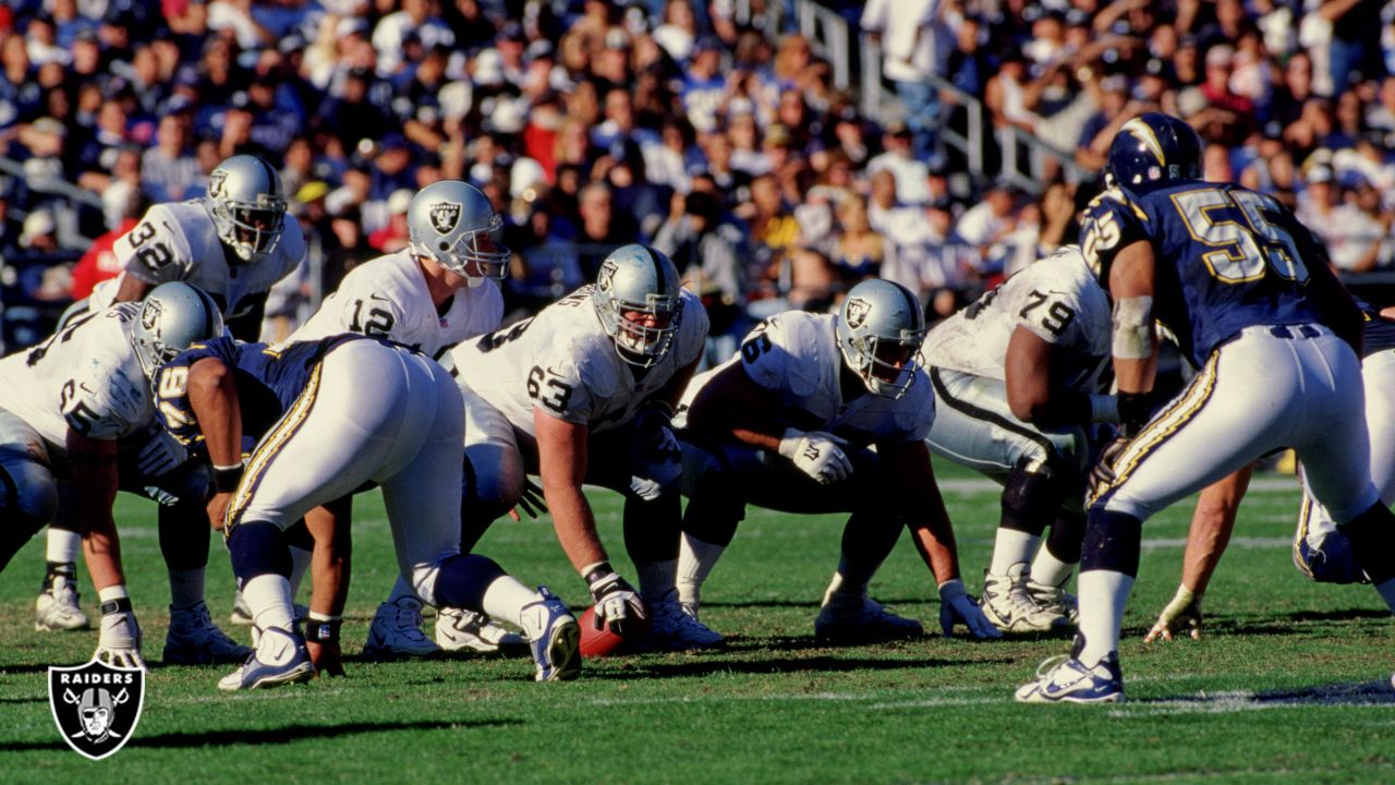 \ud83d\udcf8 Through the Years: Giants vs. Raiders