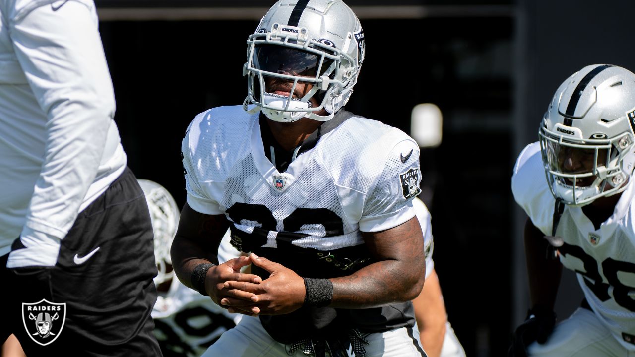 Las Vegas Raiders CB Nate Hobbs making a solid start to NFL career - Sports  Illustrated Las Vegas Raiders News, Analysis and More