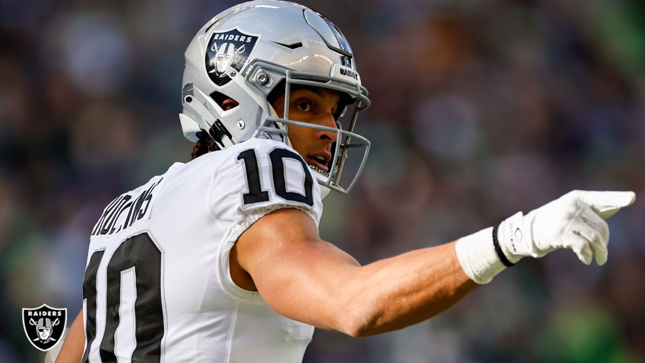 Las Vegas Raiders down the Seattle Seahawks in thrilling contest - Sports  Illustrated Las Vegas Raiders News, Analysis and More