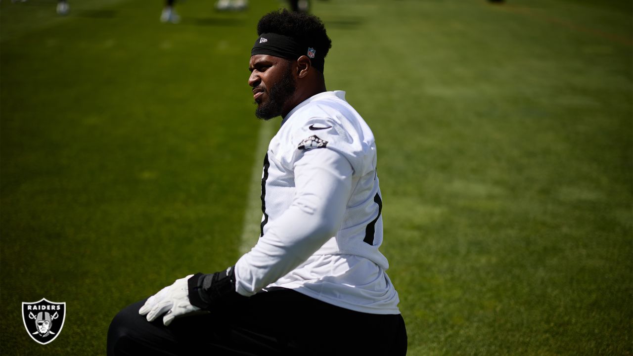 Las Vegas Raiders defensive end Malcolm Koonce (51) plays against the New  England Patriots during an NFL preseason football game, Friday, Aug. 26,  2022, in Las Vegas. (AP Photo/John Locher Stock Photo - Alamy