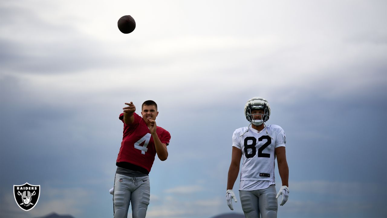 Las Vegas Raiders cornerback Duke Shelley (23) warms up before an NFL  football game against the San Francisco 49ers, Sunday, Aug. 13, 2023, in  Las Vegas. (AP Photo/John Locher Stock Photo - Alamy