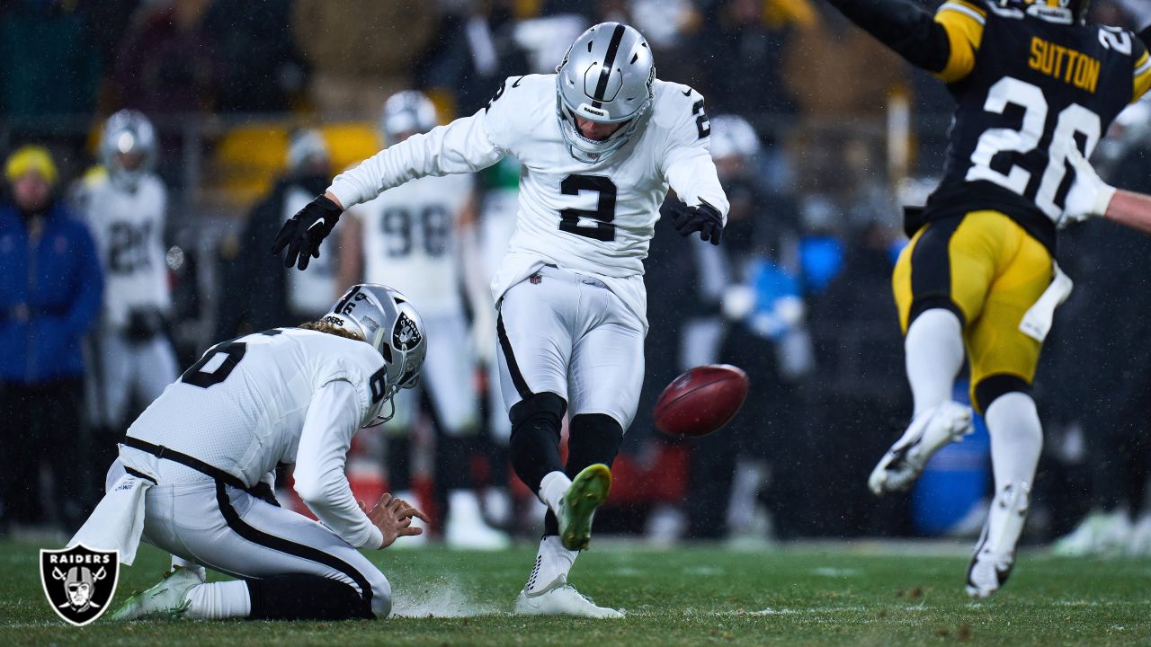 Las Vegas Raiders quarterback Chase Garbers #14 plays during a pre-season  NFL football game against the San Francisco 49ers Sunday, Aug. 13, 2023, in  Las Vegas. (AP Photo/Denis Poroy Stock Photo - Alamy