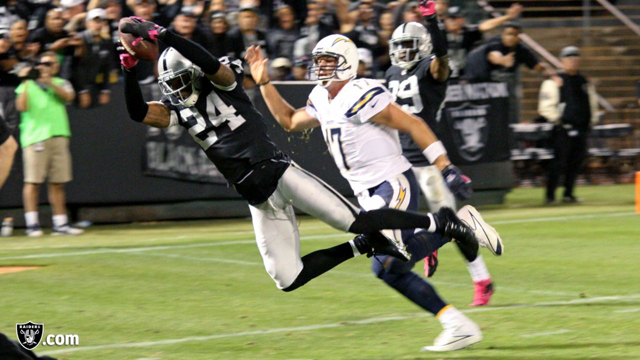 Raiders throwback jerseys celebrate 1970 team