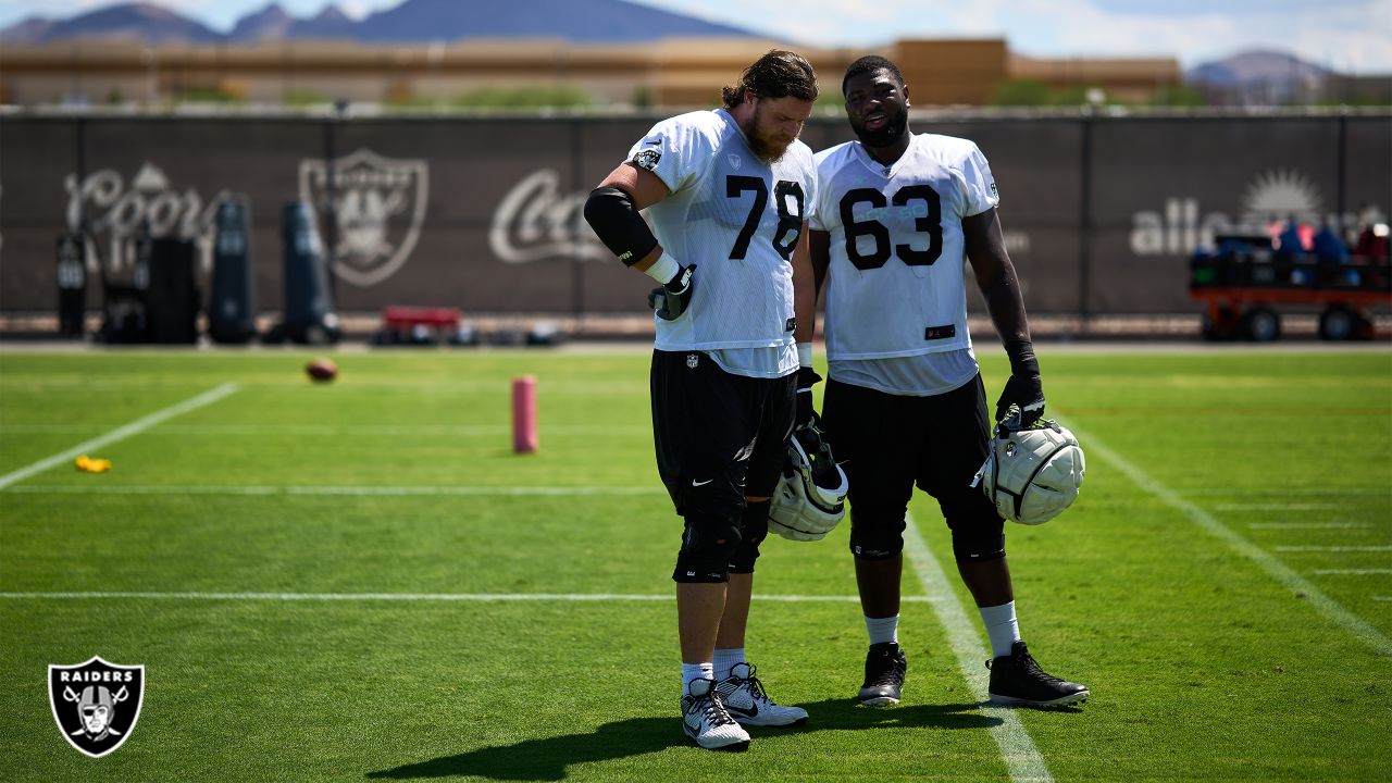 From Las Vegas Raiders training camp: LB Curtis Bolton - Sports