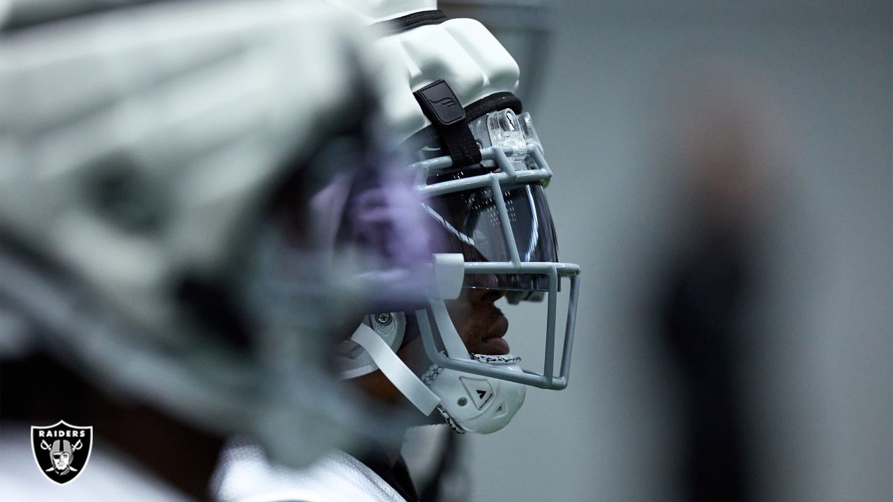 Raiders training camp news: CB carted off Brandon Facyson field - Sactown  Sports