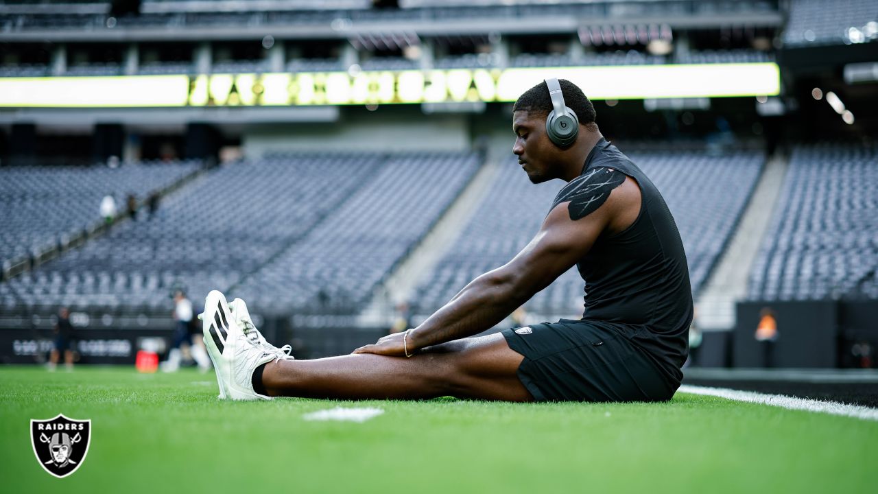 New England Patriots wide receiver Tre Nixon (82) warms uo before an NFL  preseason football game against the Las Vegas Raiders, Friday, Aug. 26,  2022, in Las Vegas. (AP Photo/Rick Scuteri Stock