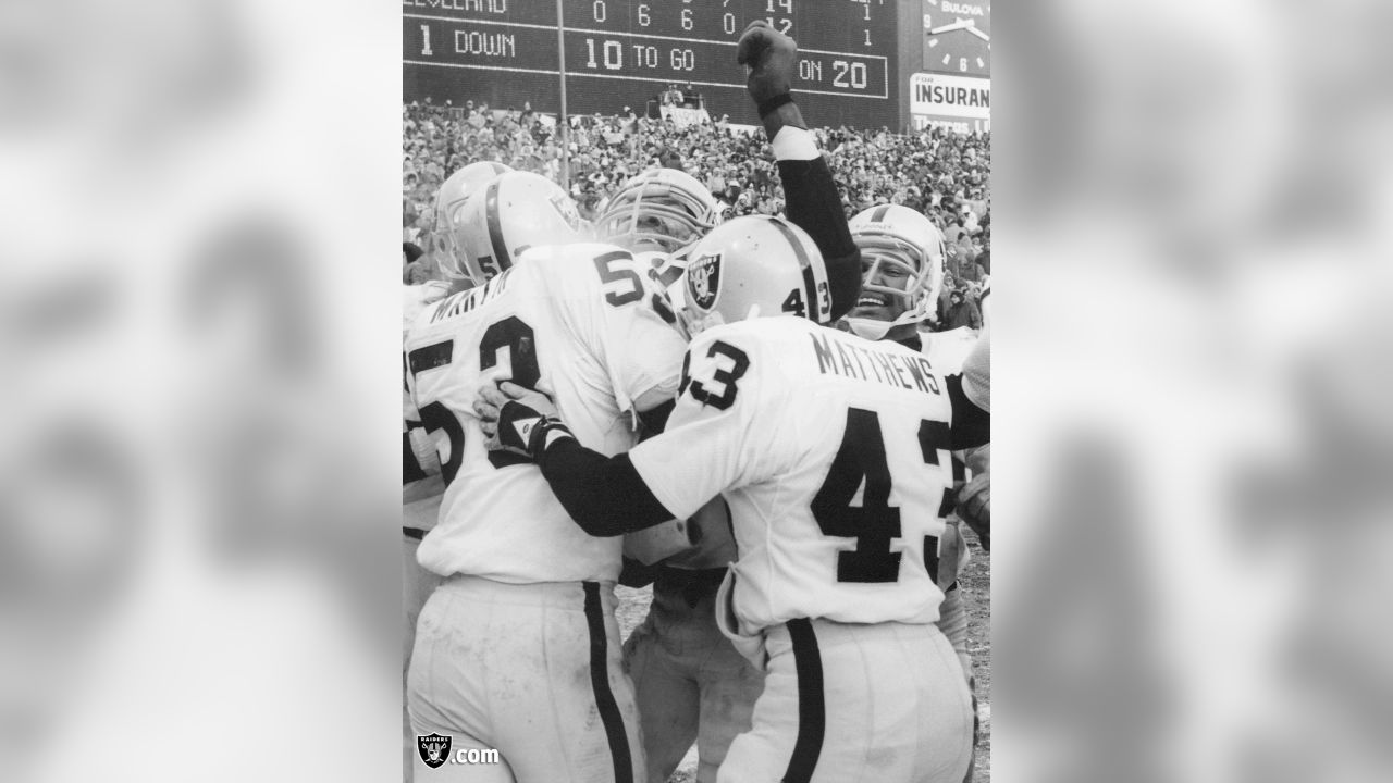 1980 Raiders Triumph Over Steelers Amidst Monday Night Mayhem