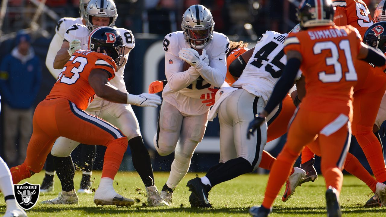 Empower Field embarrassingly empty at Broncos kickoff against Arizona -  Denver Sports