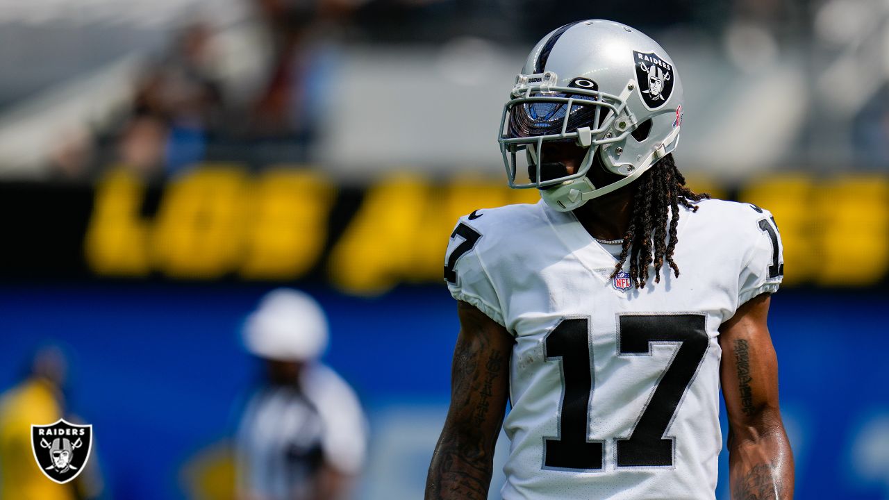 Davante Adams clears the air, expresses 'love' for Raiders as OTA