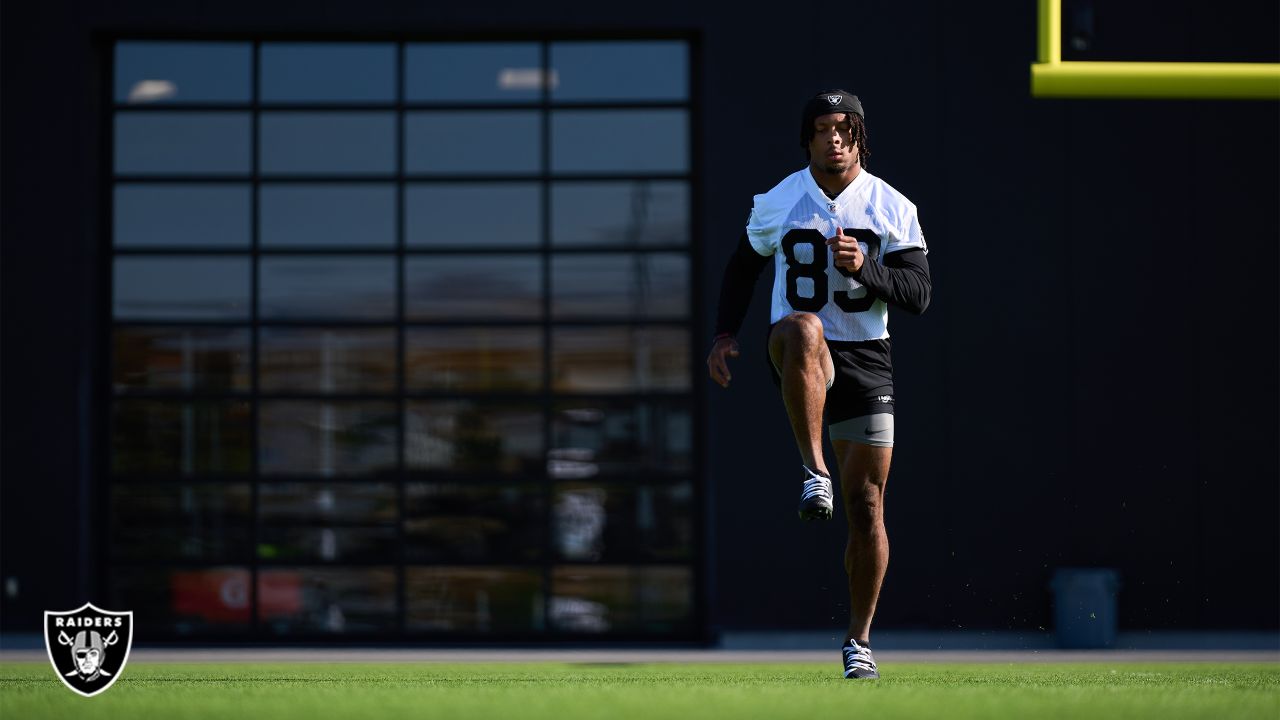 Defensive end Maxx Crosby mic'd up during 2023 Training Camp, motivates his  teammates and sets the bar for the first day of pads for the Las Vegas  Raiders