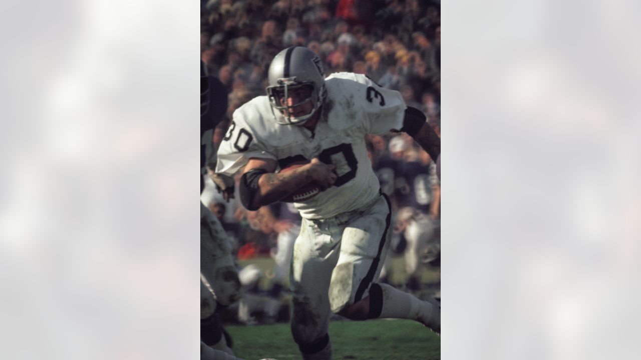 Fast Facts: Raiders Beat Vikings In Super Bowl XI