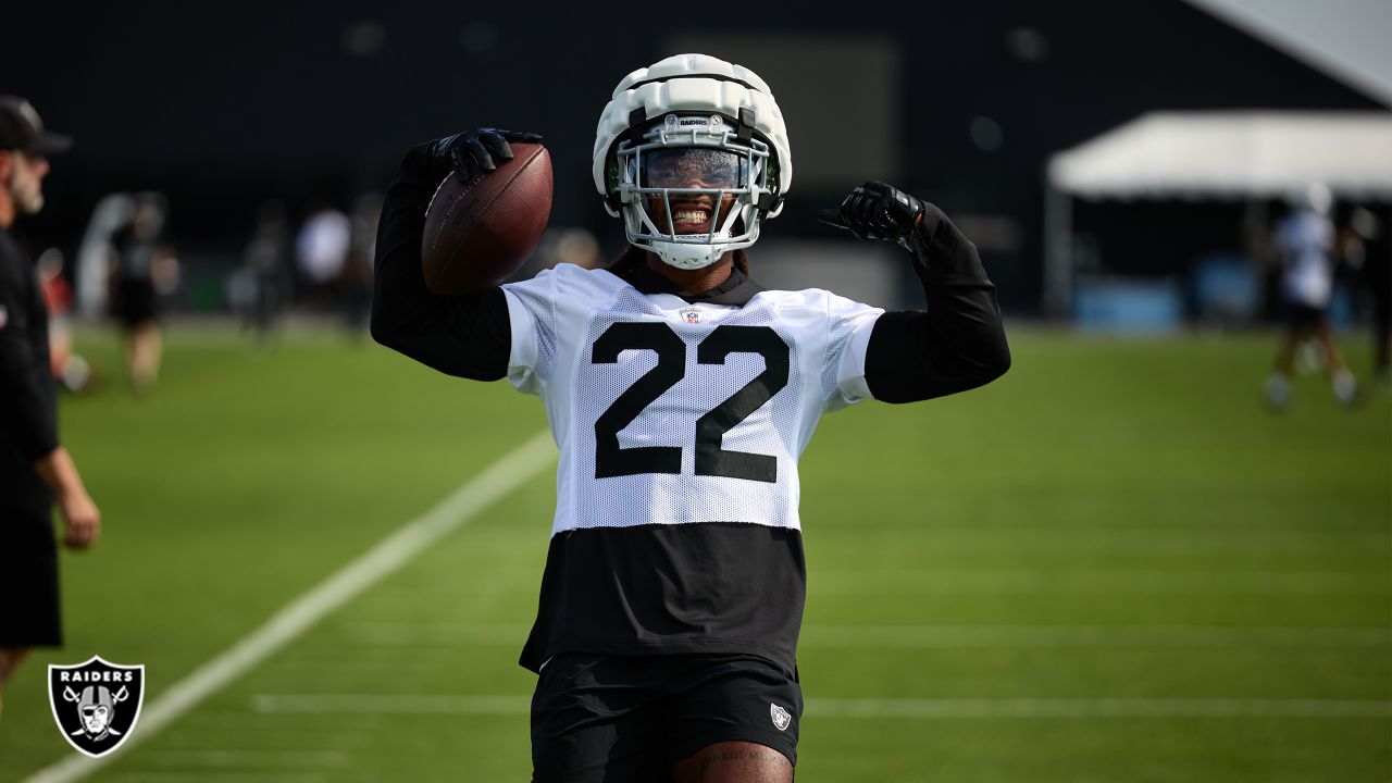 Las Vegas Raiders' Hunter Renfrow catches a pass during a practice at NFL  football training camp Friday, Aug. 4, 2023, in Henderson, Nev. (AP  Photo/John Locher Stock Photo - Alamy