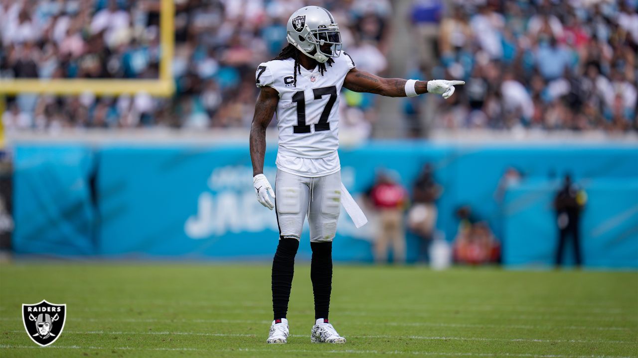 Derek Carr, Davante Adams vocal on Raiders staring down 0-3 hole